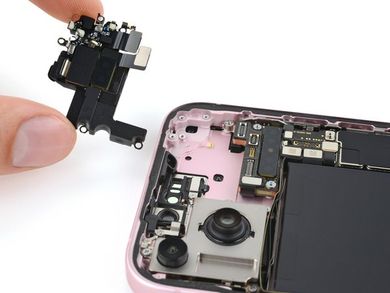 iPhone 15 Plus Earpiece Speaker Replacement