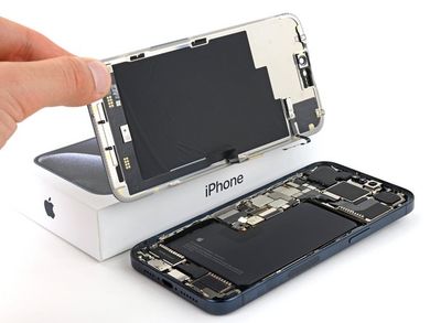 removing the display of iPhone 15 Pro Max