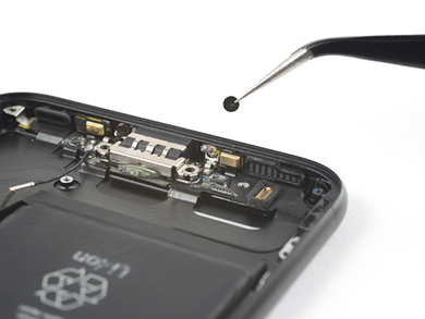 Как заменить слуховой динамик на iPhone 7 Plus? как это сделать