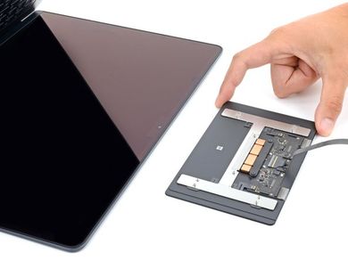 MacBook Air 15 Trackpad Replacement