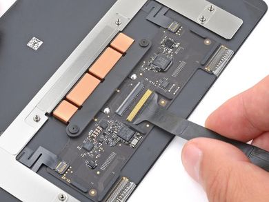 MacBook Air 15 Trackpad Replacement