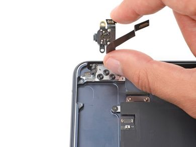 MacBook Air 15  Headphone Jack Replacement